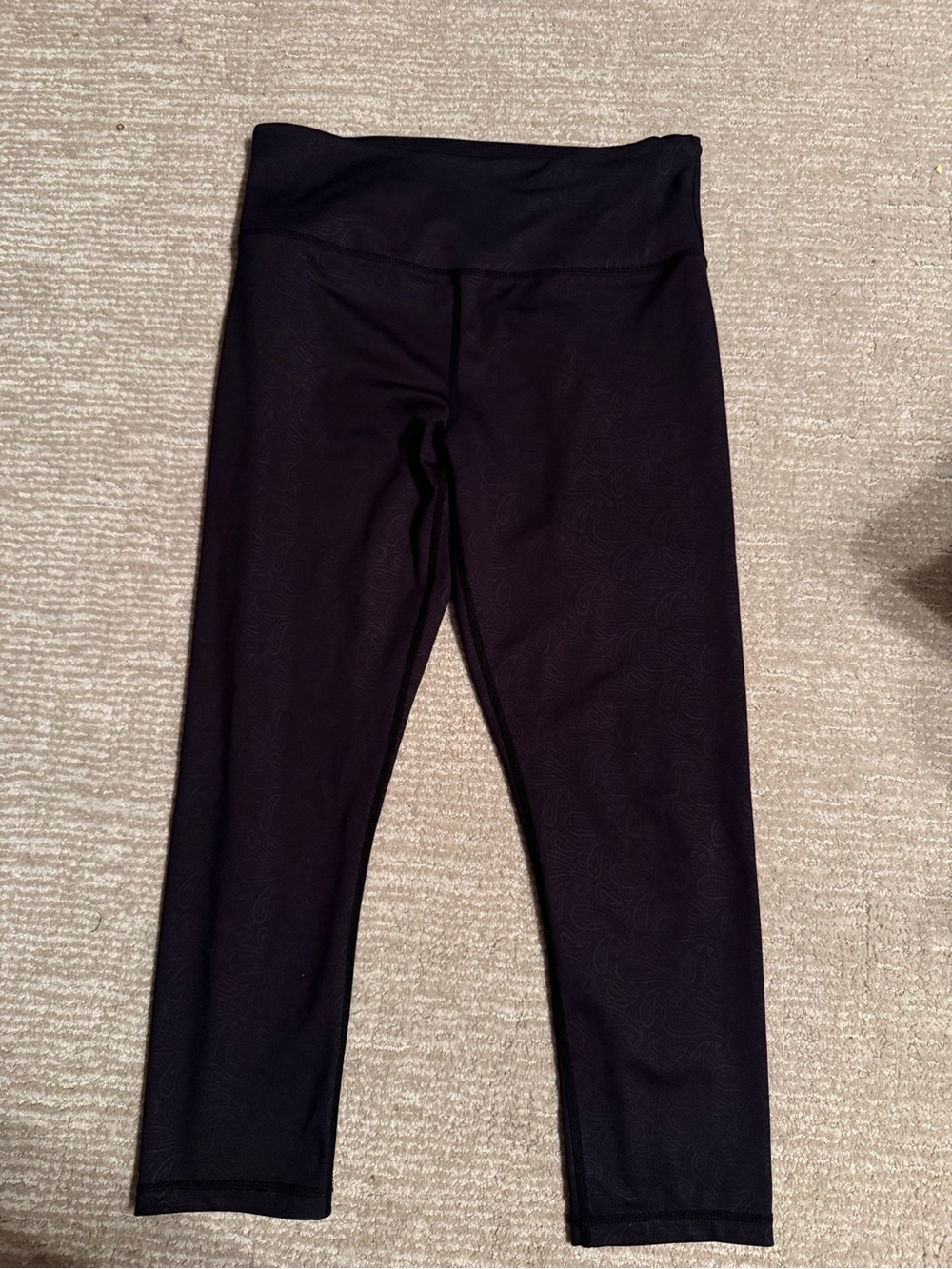 Zyia women’s Black Capri Leggings